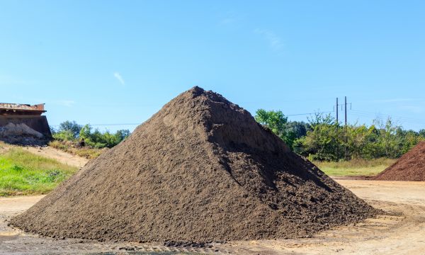 Black Dirt Delivery in Collierville