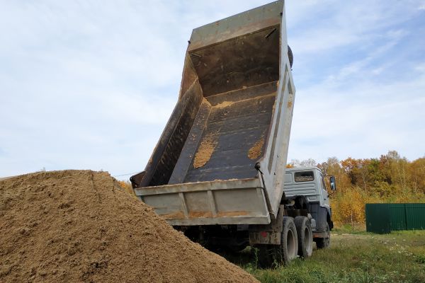 Topsoil Delivery in Collierville