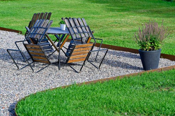 Metal Edging Installation in Collierville