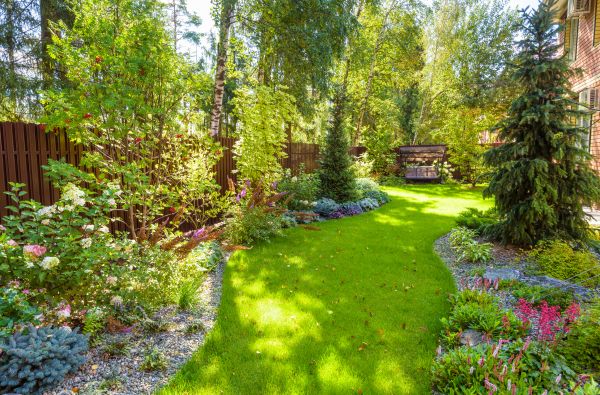 Monthly Garden Maintenance in Collierville
