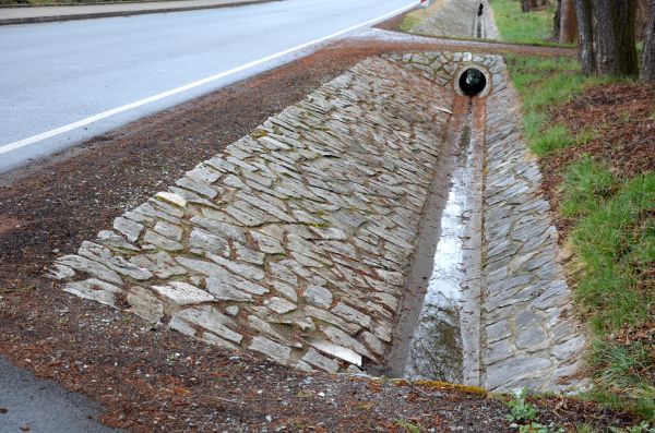 Ditch Landscaping in Collierville