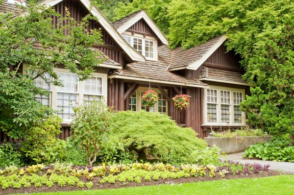 Log Home Landscaping in Collierville